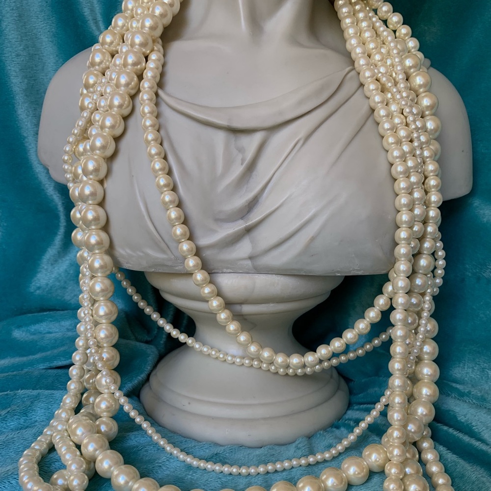 ✨Glamorous beaded pearl necklace ✨